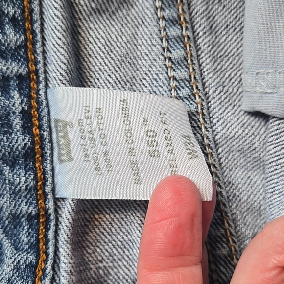 Levi's 550's Y2K Mens Jean Denim Shorts Size 34 Waist - Picture 3 of 8